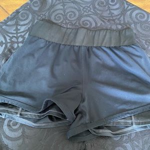 Fabletics shorts. Black- Olesia 2in 1 shorts